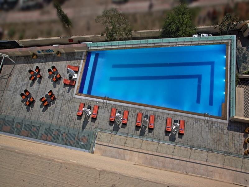 Novotel Pune Viman Nagar Road Exterior photo Aerial view of the pool