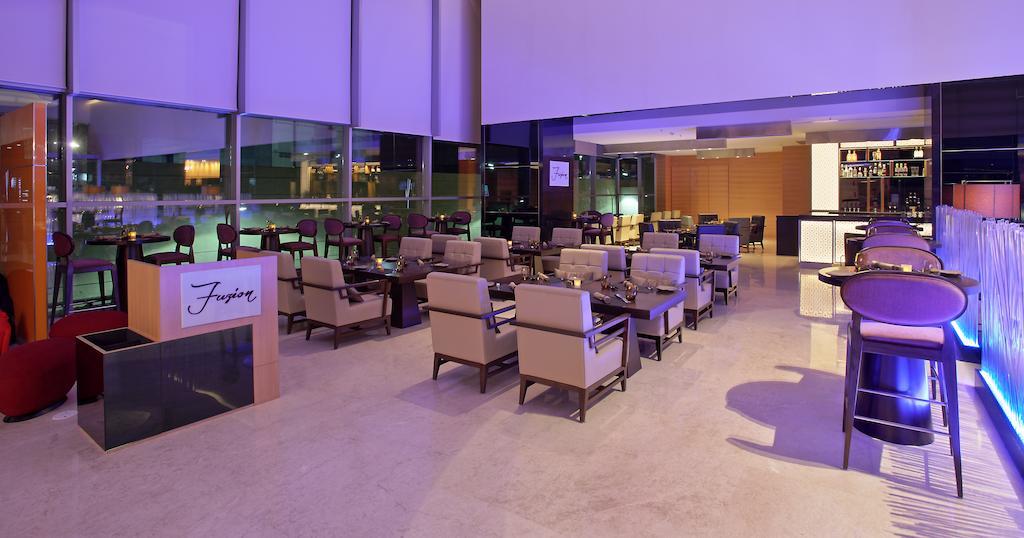 Novotel Pune Viman Nagar Road Exterior photo The interior of the lounge